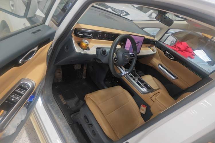 Used GAC Trumpchi E8 New Energy 2024 150km MAX Driver Seat