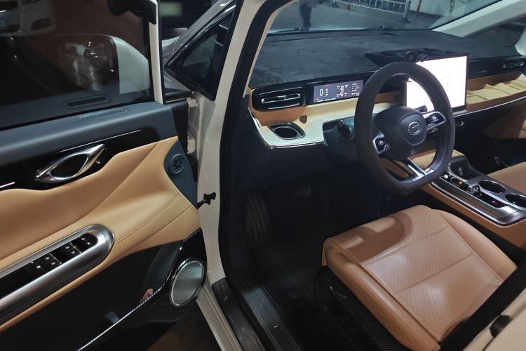 Used GAC Trumpchi E8 New Energy 2024 150km MAX Driver Seat