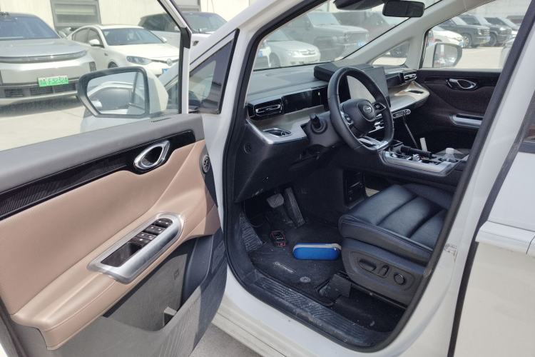 Used GAC Trumpchi E8 New Energy 2024 150km MAX Driver Seat