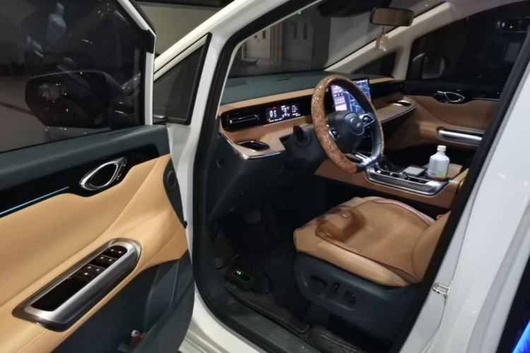 Used GAC Trumpchi E8 New Energy 2024 150km MAX Driver Seat