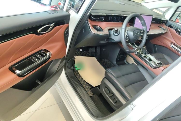 Used GAC Trumpchi E8 New Energy 2024 150km MAX+ Driver Seat