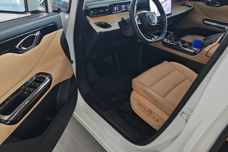 Used GAC Trumpchi E8 New Energy 2024 150km Longteng Glorious+ Driver Seat