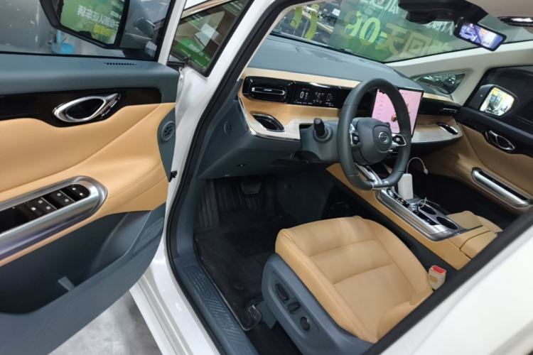 Used GAC Trumpchi E8 New Energy 2024 150km MAX Driver Seat