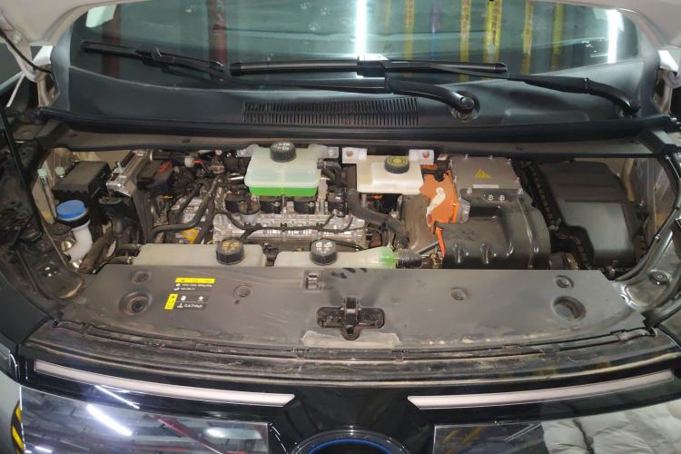 Used GAC Trumpchi E8 New Energy 2024 150km Dragon Roar Starry Night+ Engine Bay