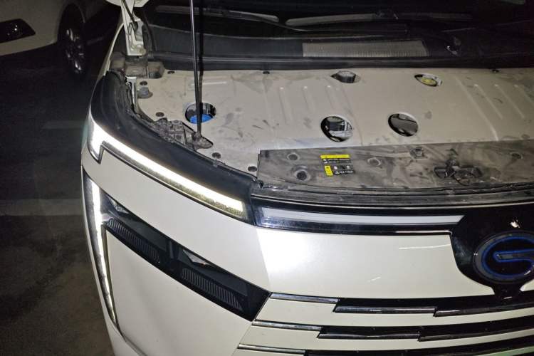 Used GAC Trumpchi E8 New Energy 2024 150km MAX Engine Bay Right
