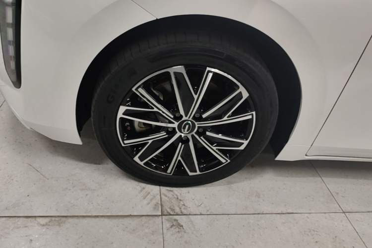 Used GAC Trumpchi E8 New Energy 2024 150km PRO Exterior 4