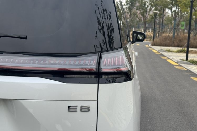 Used GAC Trumpchi E8 New Energy 2024 150km Longteng Starry Night Edition Exterior 4