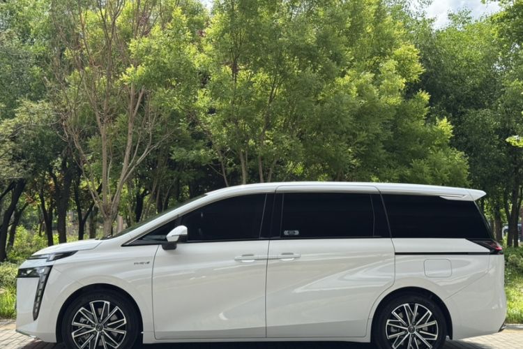 Used GAC Trumpchi E8 New Energy 2024 150km MAX Exterior 5