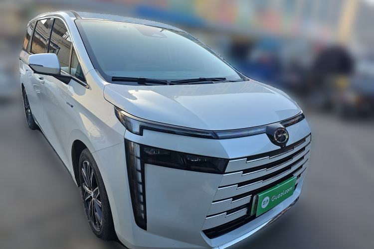 Used GAC Trumpchi E8 New Energy 2024 150km MAX Front Right 45 Deg