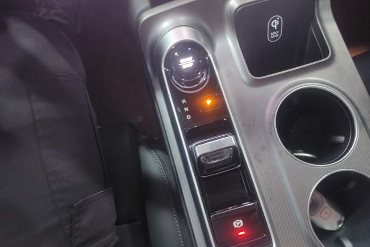 Used GAC Trumpchi E8 New Energy 2024 150km MAX Gear Lever