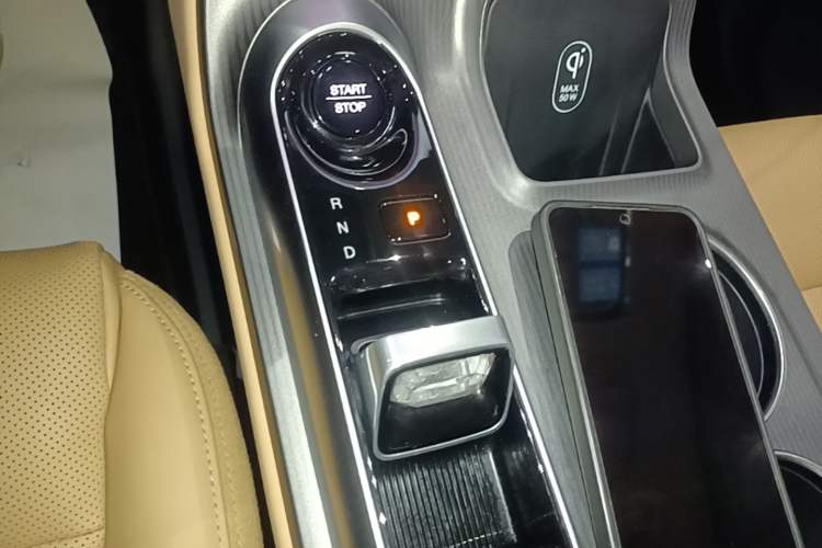 Used GAC Trumpchi E8 New Energy 2024 150km MAX Gear Lever