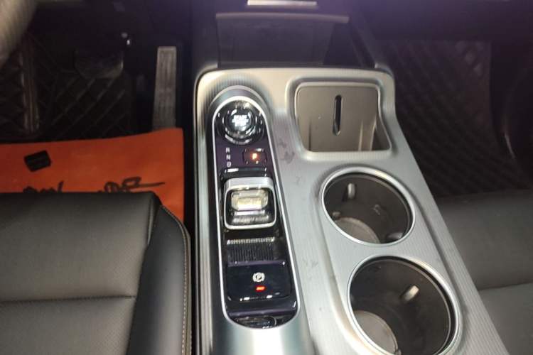 Used GAC Trumpchi E8 New Energy 2024 150km PRO Gear Lever
