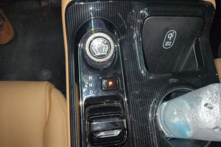 Used GAC Trumpchi E8 New Energy 2024 150km MAX+ Gear Lever