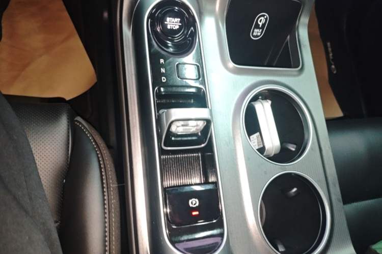 Used GAC Trumpchi E8 New Energy 2024 150km MAX Gear Lever