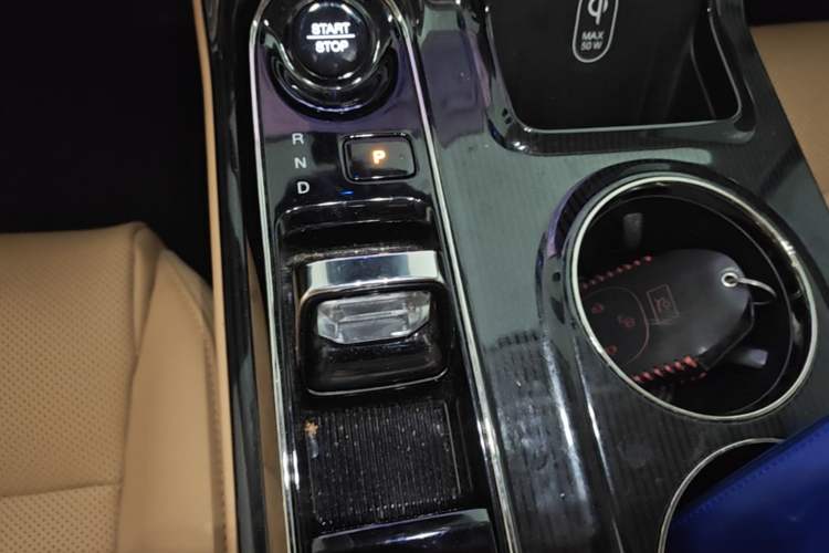 Used GAC Trumpchi E8 New Energy 2024 150km Longteng Glorious+ Gear Lever