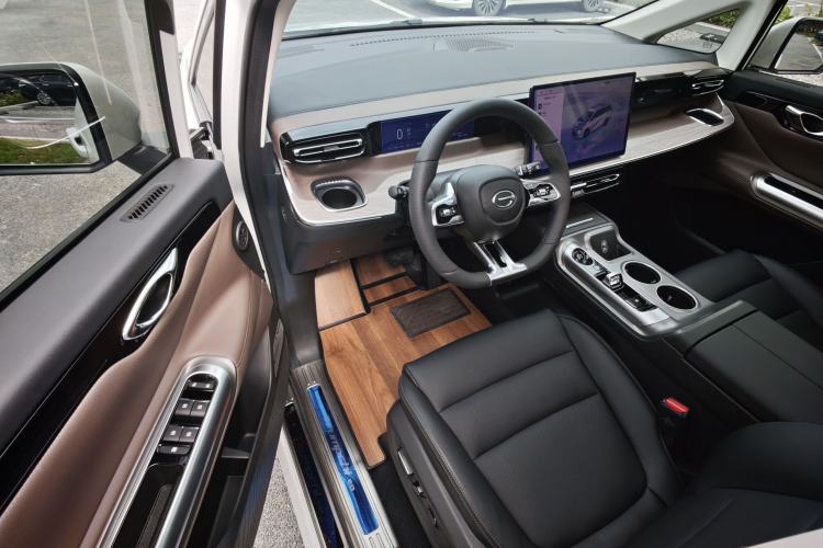 Used GAC Trumpchi E8 New Energy 2024 150km MAX Interior 1