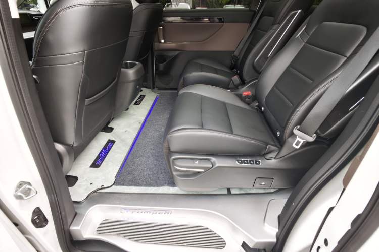 Used GAC Trumpchi E8 New Energy 2024 150km MAX Interior 3