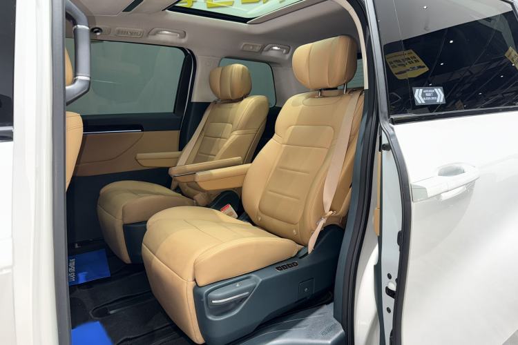 Used GAC Trumpchi E8 New Energy 2024 150km MAX Interior 3