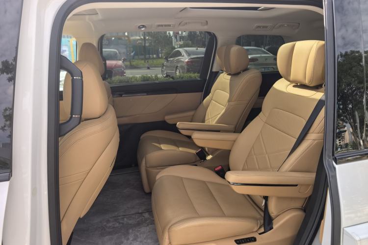 Used GAC Trumpchi E8 New Energy 2024 150km MAX+ Interior 3