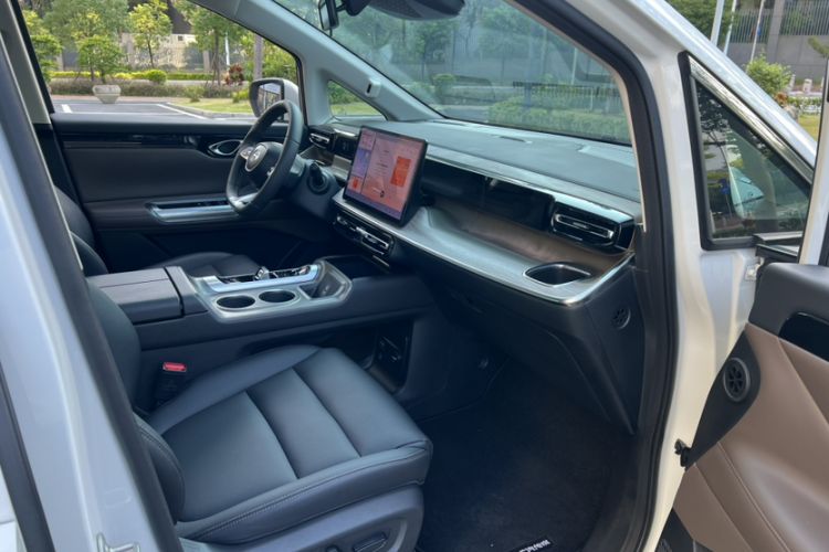 Used GAC Trumpchi E8 New Energy 2024 150km MAX Interior 3