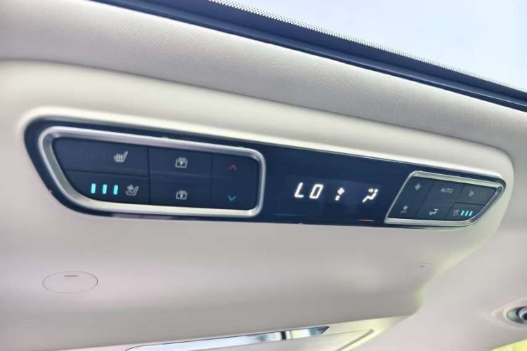 Used GAC Trumpchi E8 New Energy 2024 150km MAX+ Interior 5