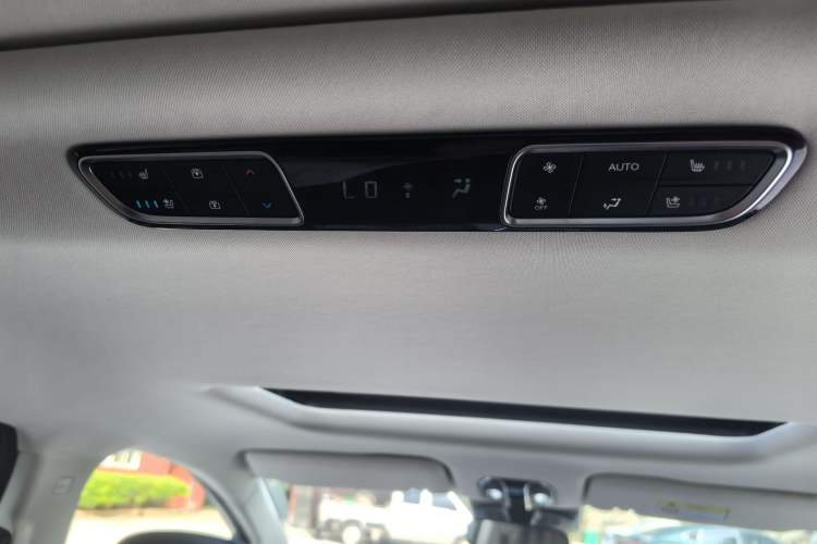 Used GAC Trumpchi E8 New Energy 2024 150km MAX+ Interior 7