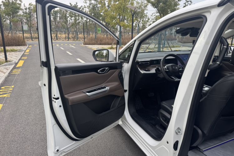 Used GAC Trumpchi E8 New Energy 2024 150km Longteng Starry Night Edition Interior 7