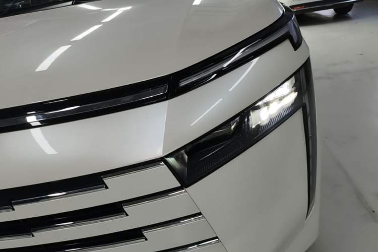 Used GAC Trumpchi E8 New Energy 2024 150km PRO Left Front Headlight