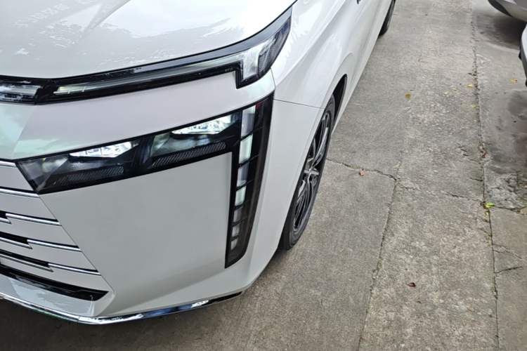 Used GAC Trumpchi E8 New Energy 2024 150km MAX Left Front Headlight