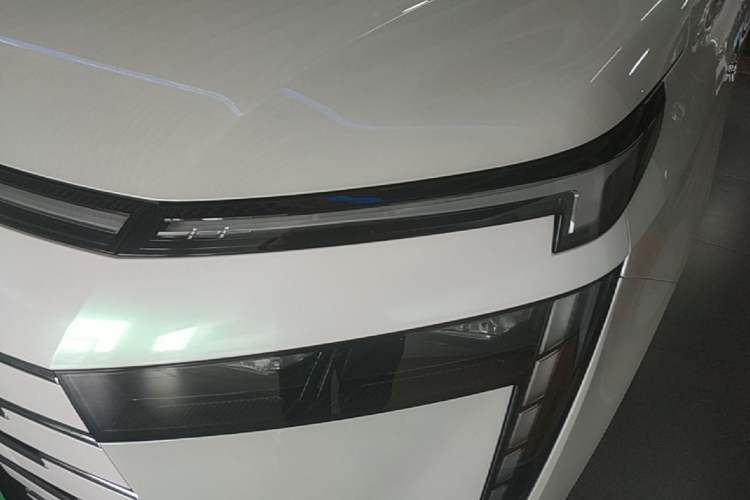Used GAC Trumpchi E8 New Energy 2024 150km MAX Left Front Headlight