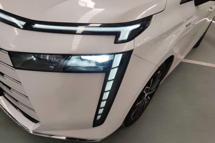 Used GAC Trumpchi E8 New Energy 2024 150km MAX Left Front Headlight