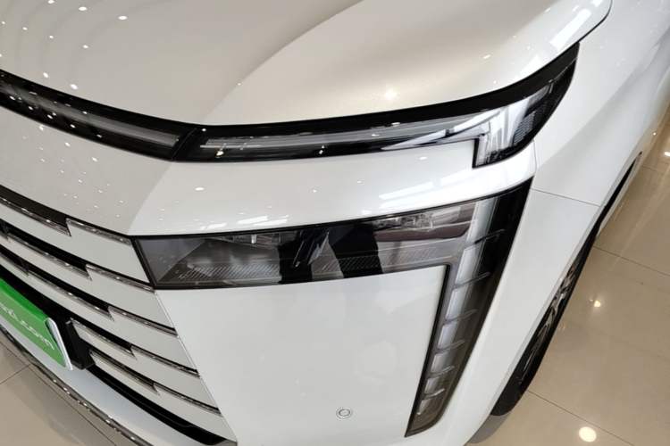 Used GAC Trumpchi E8 New Energy 2024 150km MAX+ Left Front Headlight