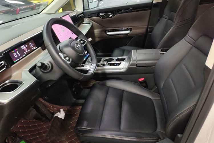 Used GAC Trumpchi E8 New Energy 2024 150km PRO Left Front Seat