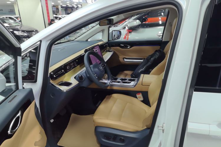 Used GAC Trumpchi E8 New Energy 2024 150km MAX Left Front Seat