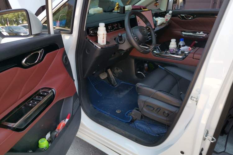 Used GAC Trumpchi E8 New Energy 2024 150km MAX+ Left Front Seat