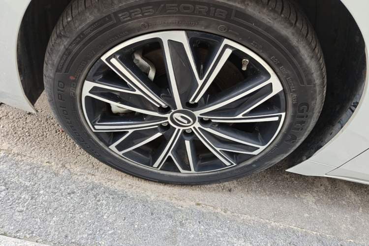 Used GAC Trumpchi E8 New Energy 2024 150km MAX Left Front Wheel Hub