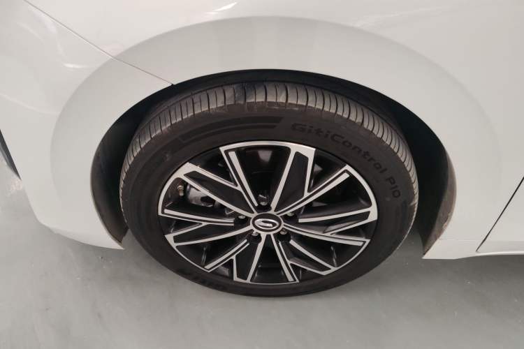 Used GAC Trumpchi E8 New Energy 2024 150km MAX Left Front Wheel Hub
