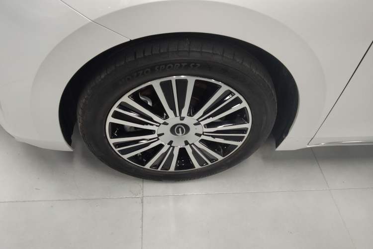 Used GAC Trumpchi E8 New Energy 2024 150km MAX+ Left Front Wheel Hub