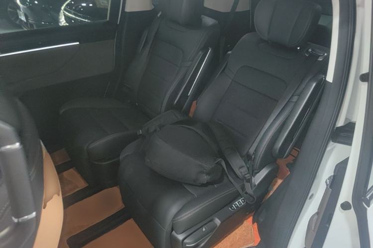 Used GAC Trumpchi E8 New Energy 2024 150km MAX Left Rear Seat