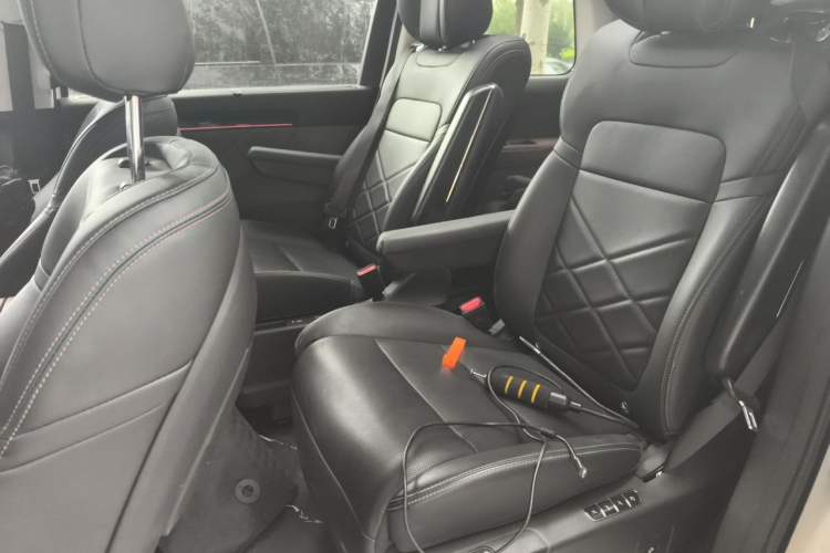 Used GAC Trumpchi E8 New Energy 2024 150km MAX+ Left Rear Seat