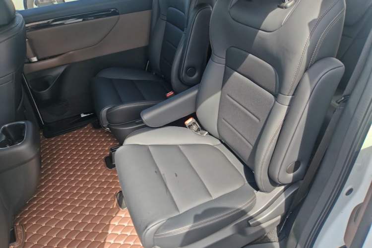 Used GAC Trumpchi E8 New Energy 2024 150km PRO Left Rear Seat