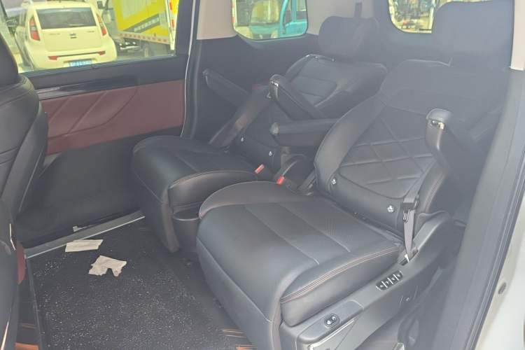 Used GAC Trumpchi E8 New Energy 2024 150km MAX+ Left Rear Seat