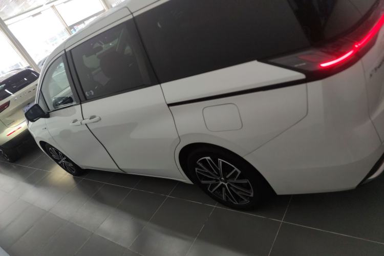 Used GAC Trumpchi E8 New Energy 2024 150km MAX Left Side