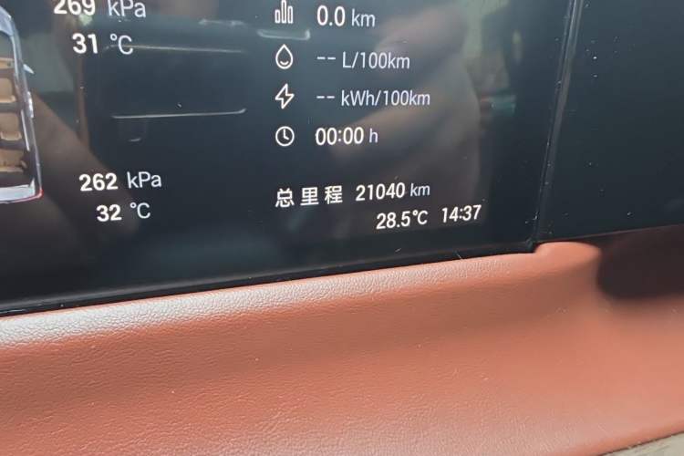 Used GAC Trumpchi E8 New Energy 2024 150km MAX+ Odometer Close Up