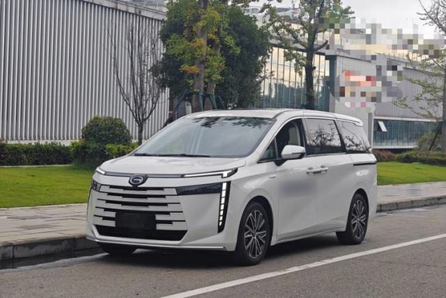 Ojetý GAC Trumpchi E8 New Energy 2024 150km MAX