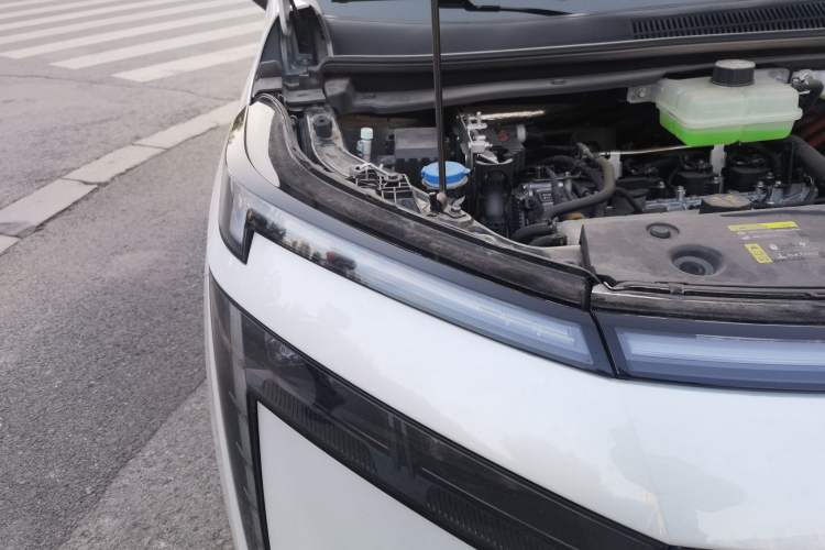 Used GAC Trumpchi E8 New Energy 2024 150km MAX+ Right Front Headlight