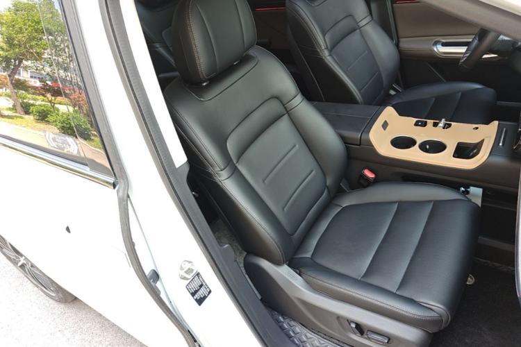 Used GAC Trumpchi E8 New Energy 2024 150km MAX Right Front Seat
