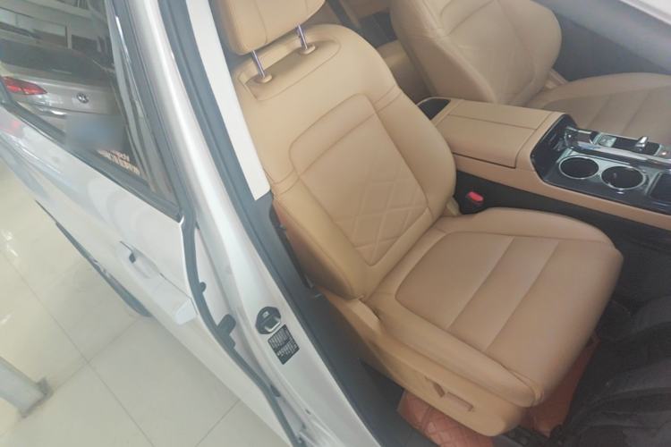 Used GAC Trumpchi E8 New Energy 2024 150km MAX+ Right Front Seat
