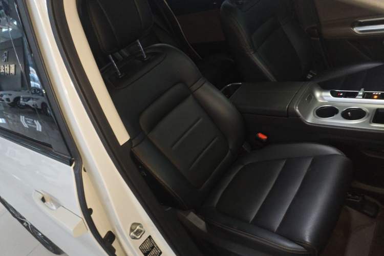 Used GAC Trumpchi E8 New Energy 2024 150km MAX Right Front Seat