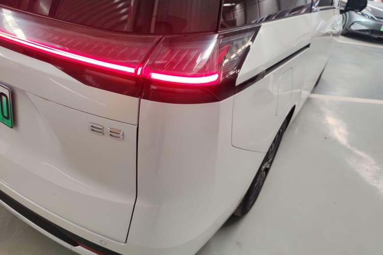 Used GAC Trumpchi E8 New Energy 2024 150km MAX Right Rear Taillight